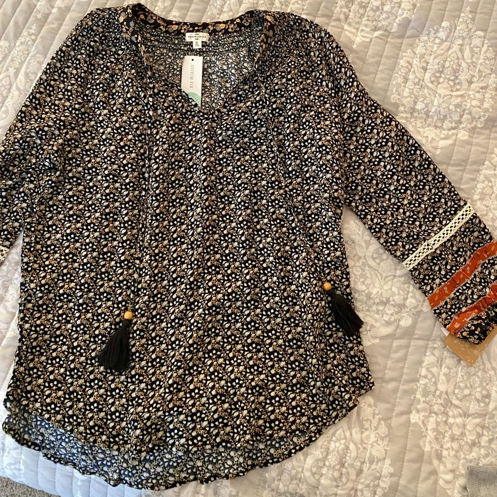 Cathia Tassel Detail Top